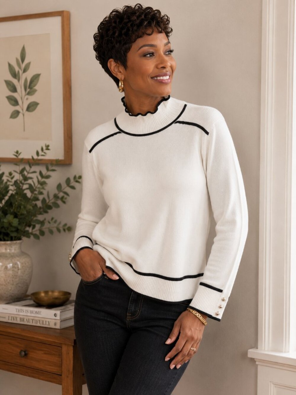 89th & Madison White Crew Neck Sweater
